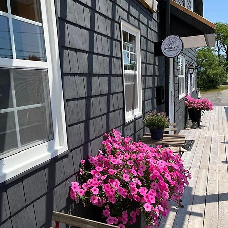Groundswell Pub & Inn D'Escousse Luaran gambar