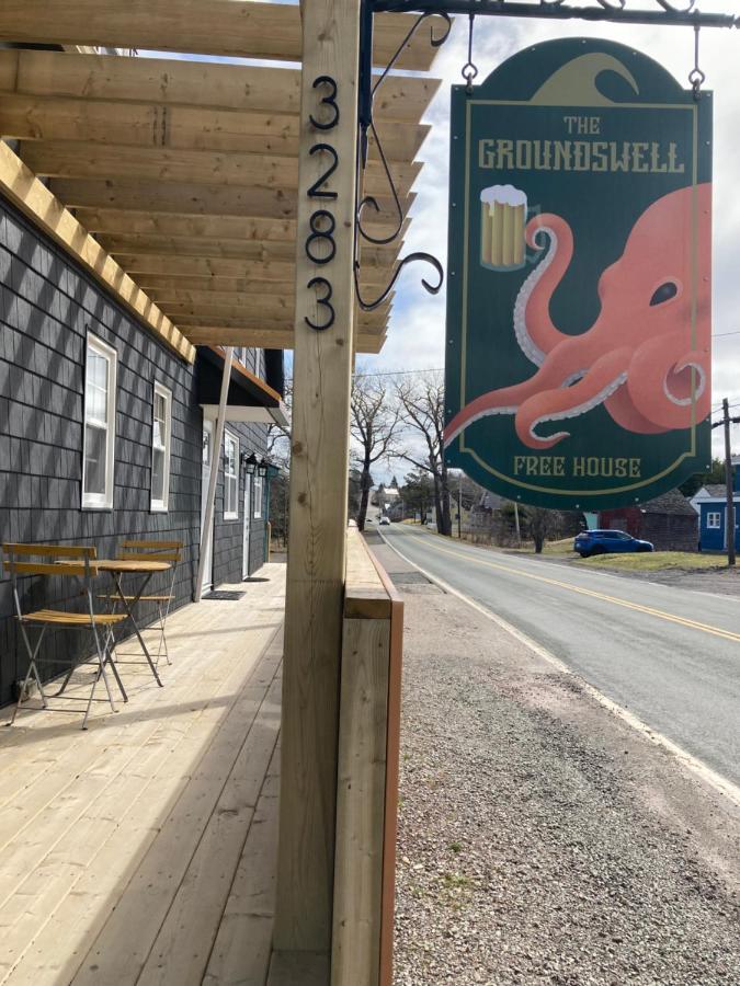 Groundswell Pub & Inn D'Escousse Luaran gambar