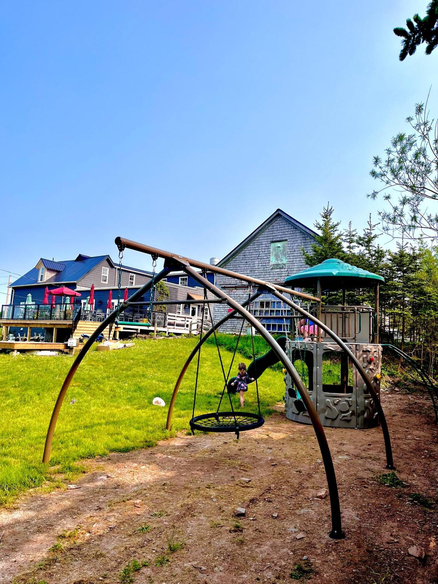Groundswell Pub & Inn D'Escousse Luaran gambar